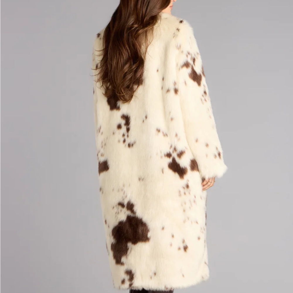 Windsor Cream and Brown Patterned Teddy Coat - Picture 4 of 4